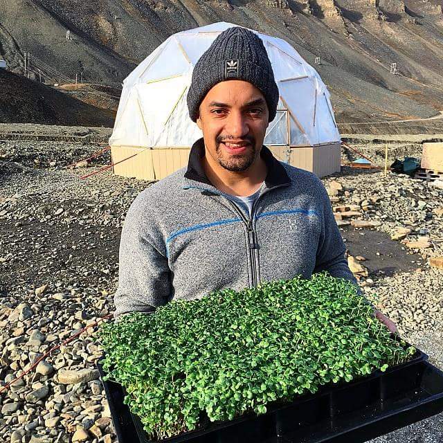PRESS RELEASE: GreenStalk Vertical Gardens Make it Possible to Grow in the Arctic - GreenStalk Garden