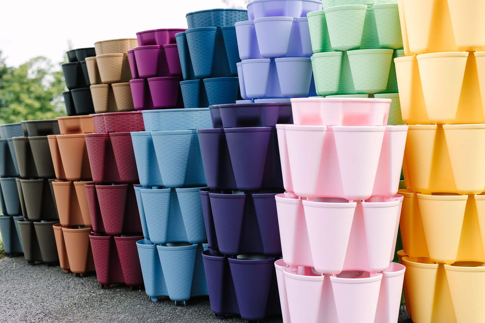 Warehouse-Clearance-Event GreenStalk Garden