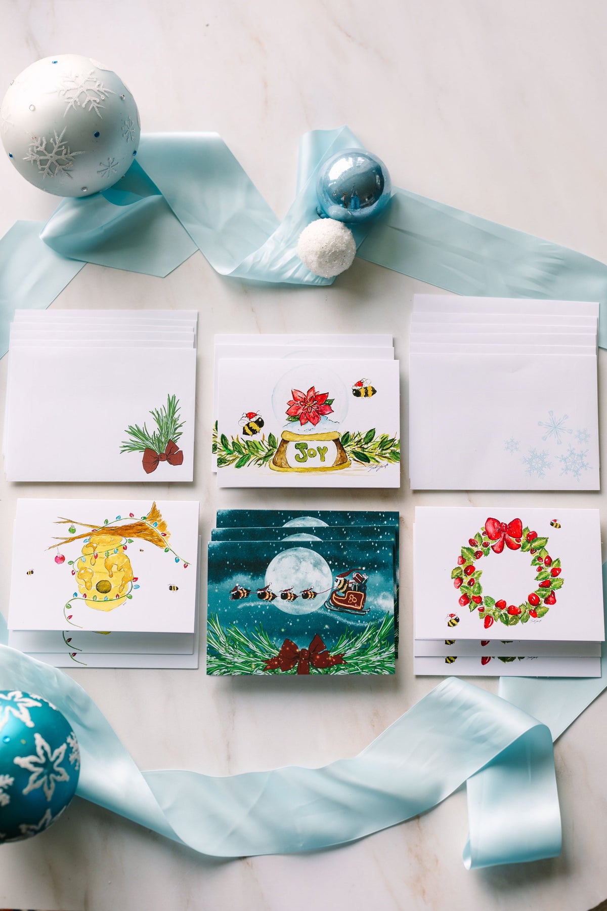 GreenStalk Pack of 12 Christmas Bee Greeting Cards 