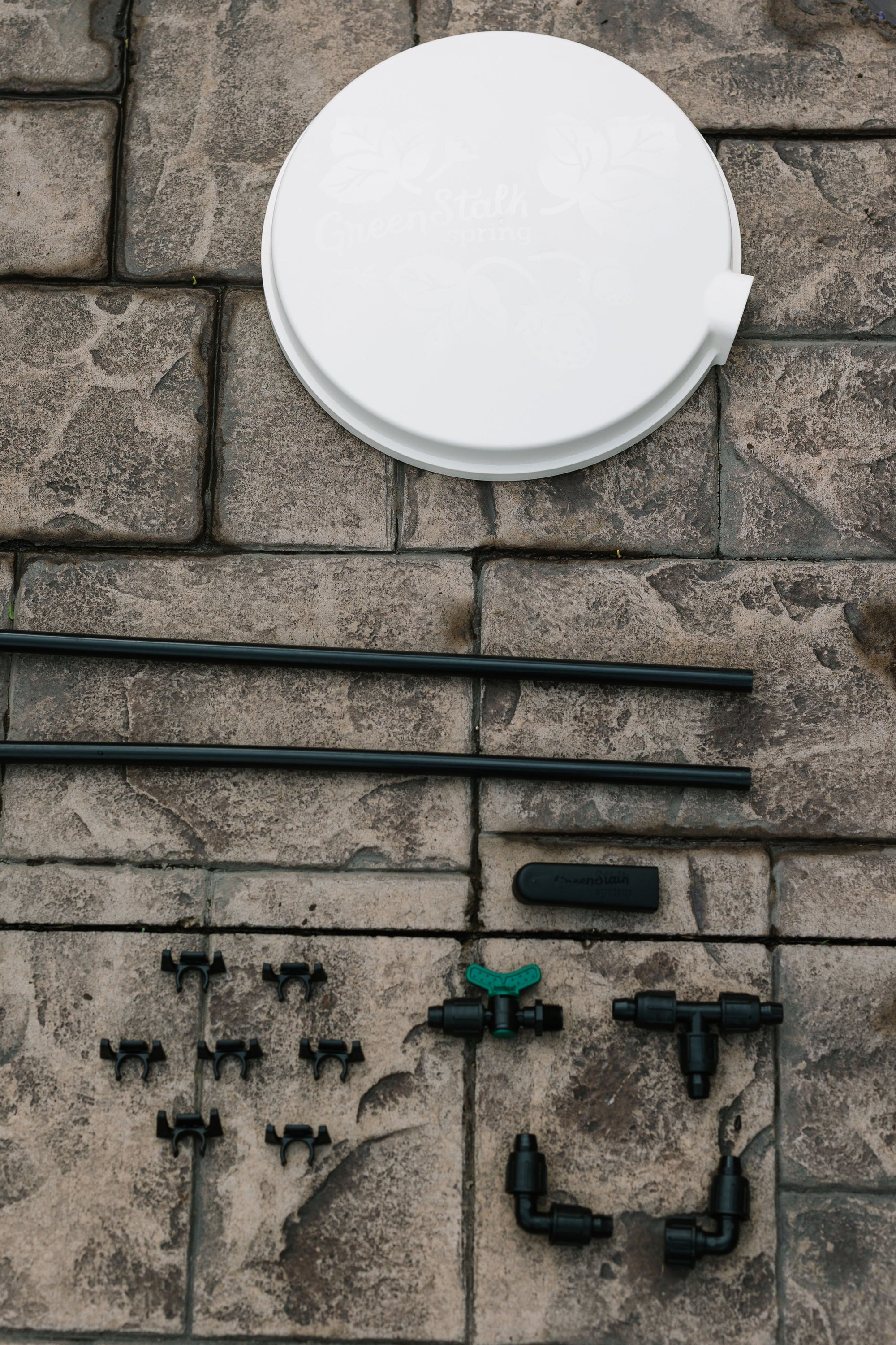 GreenStalk Spring - Watering System | Snow 