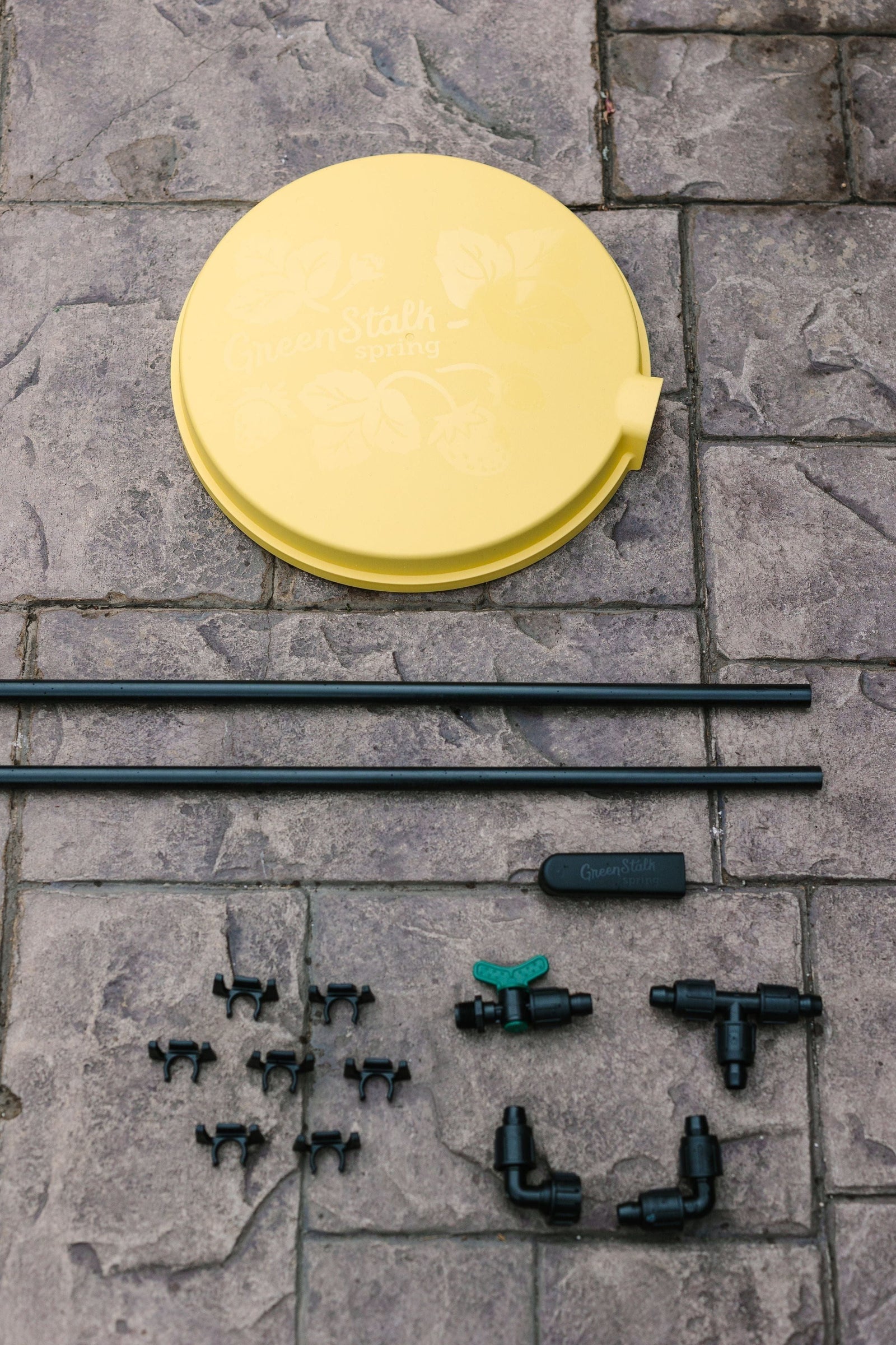 GreenStalk Spring - Watering System | Lemon 