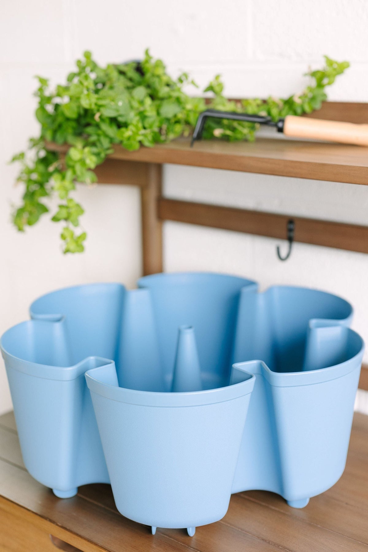 Individual Leaf Planter | Glacier Blue (Basic Texture) 