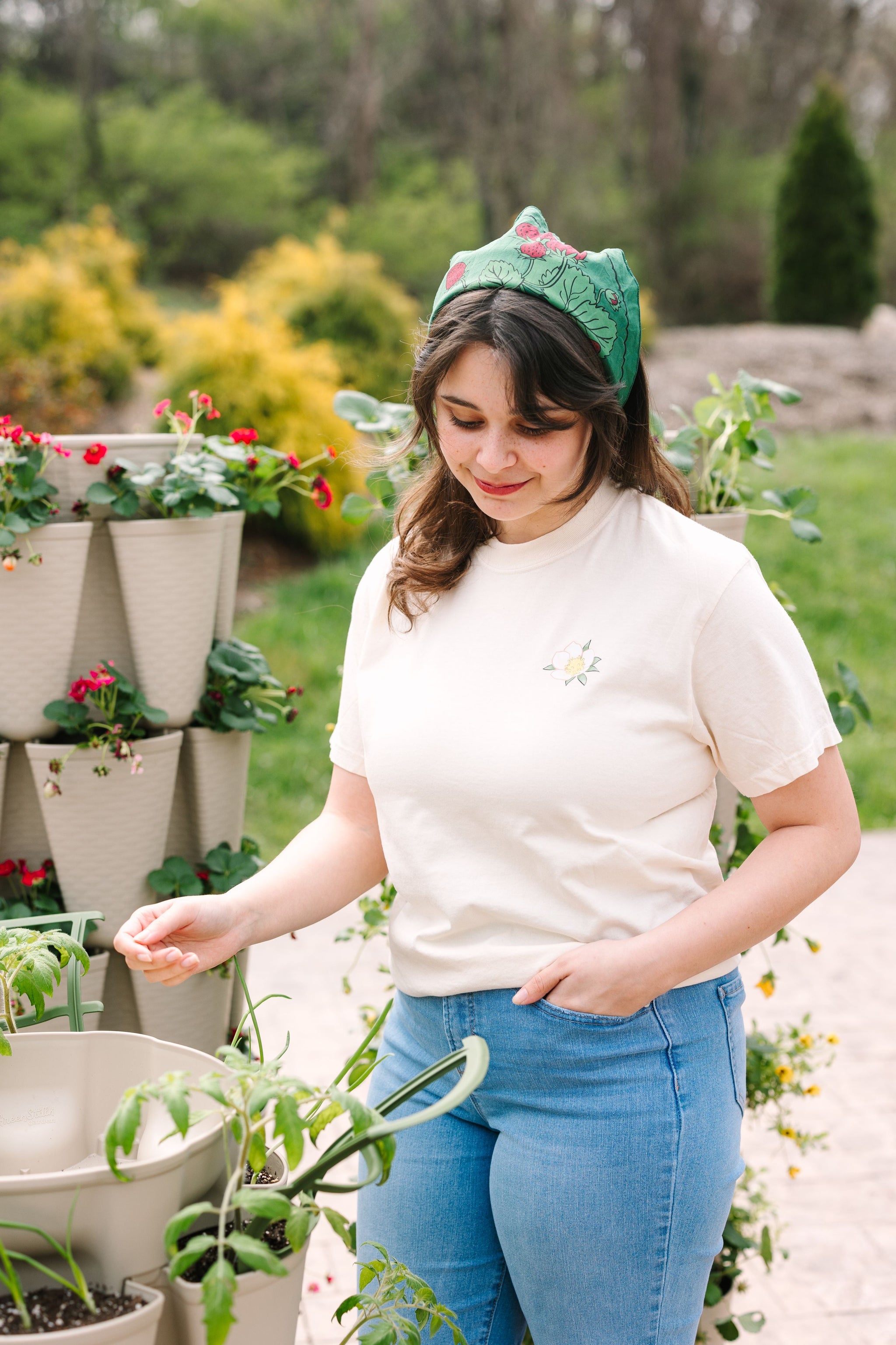 Short Sleeve Strawberry Tee | GreenStalk Garden
