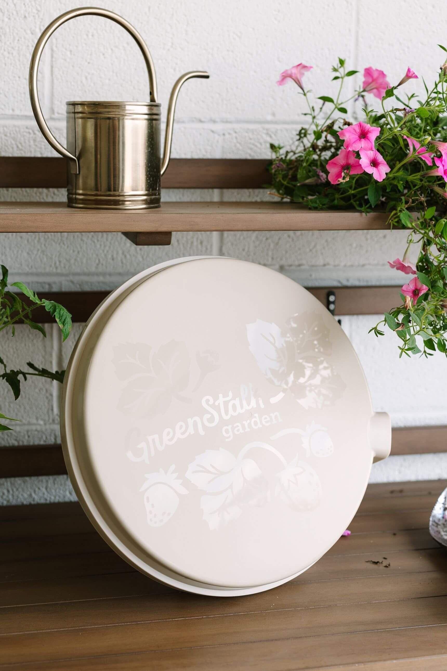 GreenStalk Spring Lid | Stunning Stone | GreenStalk Garden