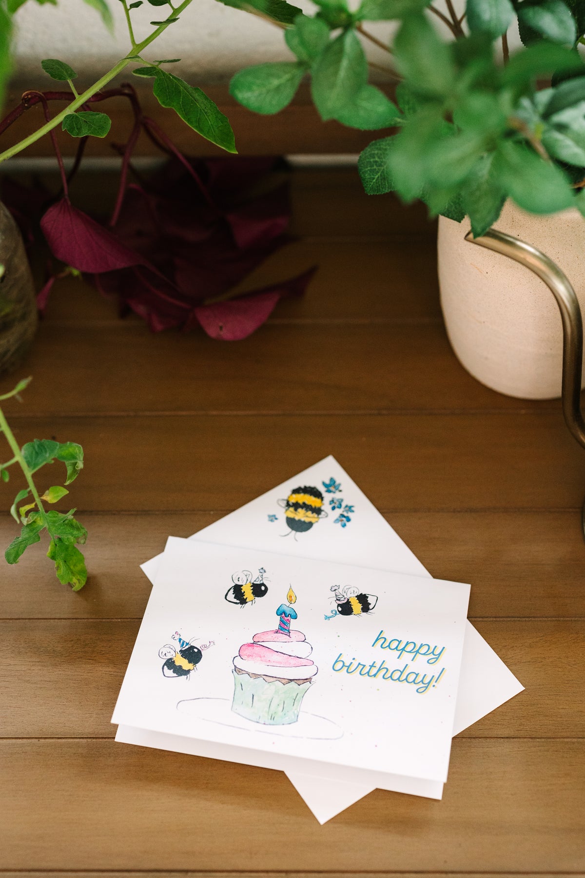 Pack of 12 Bee Greeting Cards 